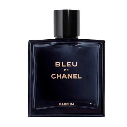 Ba chai nước hoa Bleu de Chanel EDT, EDP, Parfum đứng cạnh nhau để so sánh.